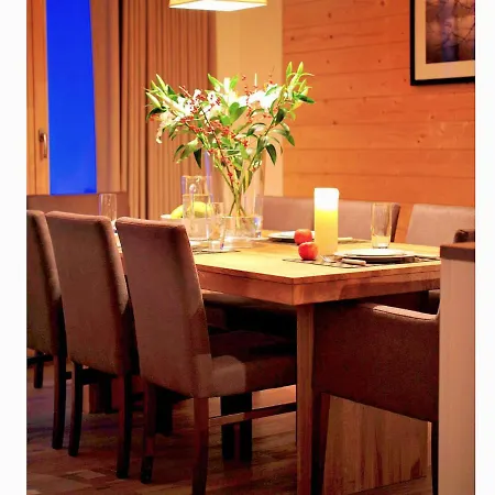 Lavish In With Balcony بيت للعطل